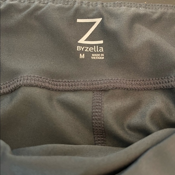 Z by Zella leggings size medium gray and charcoal gray - Picture 2 of 3